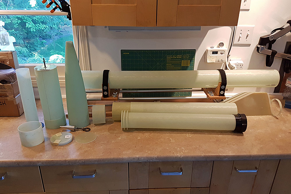 the 75mm motor tube in foreground...