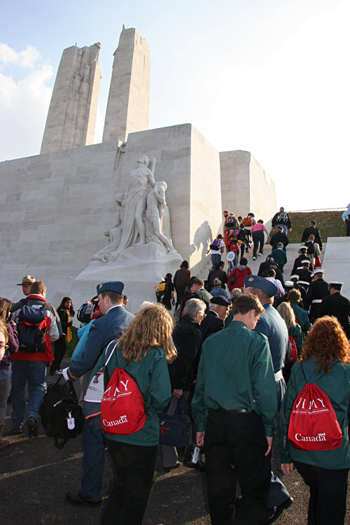 and crowds flocked back to the memorial itself...